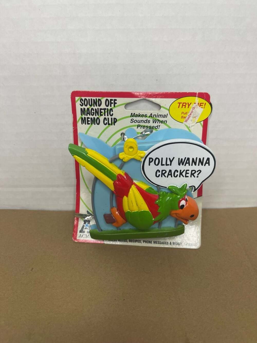Vintage 1996 ACME Sound Off Magnetic Memo Clip Polly Wanna Cracker Parrot